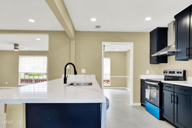 6704 SOUTHWIND Drive, El Paso, TX 79912