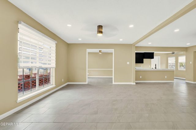 6704 SOUTHWIND Drive, El Paso, TX 79912