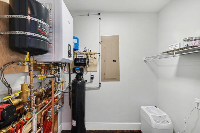 9073 W Colby Road, Greenville, MI 48838