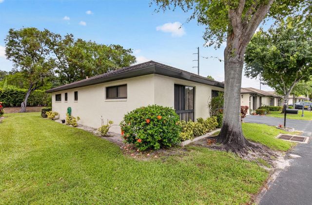 4944 Equestrian Circle A, Boynton Beach, FL 33436