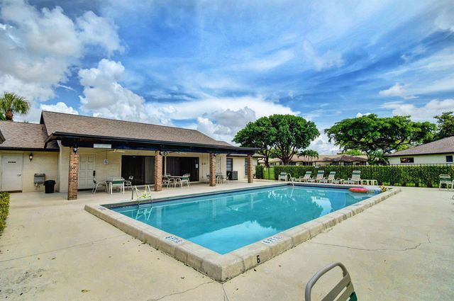 4944 Equestrian Circle A, Boynton Beach, FL 33436