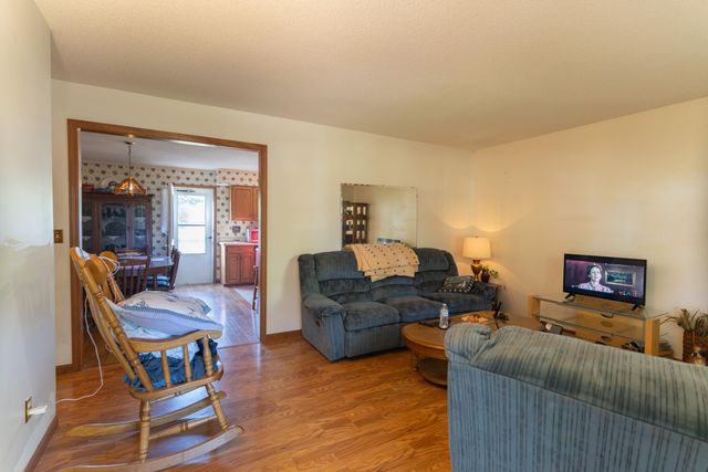 320 VINCENT TERR, Moberly, MO 65270