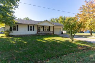 320 VINCENT TERR, Moberly, MO 65270
