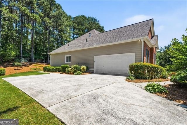 630 Bentwater Drive, Acworth, GA 30101