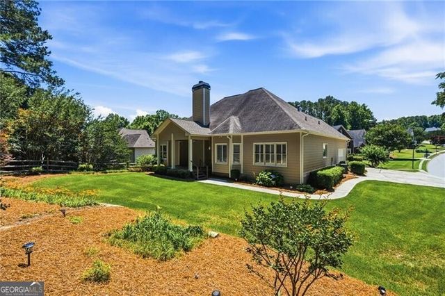 630 Bentwater Drive, Acworth, GA 30101