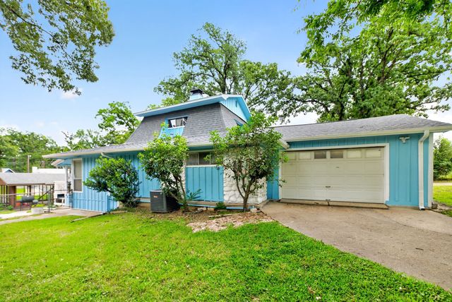 132 Shady Shores Drive, Mabank, TX 75156