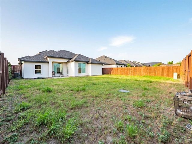 1410 E Encino Avenue, Pharr, TX 78577