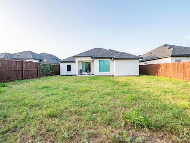 1410 E Encino Avenue, Pharr, TX 78577