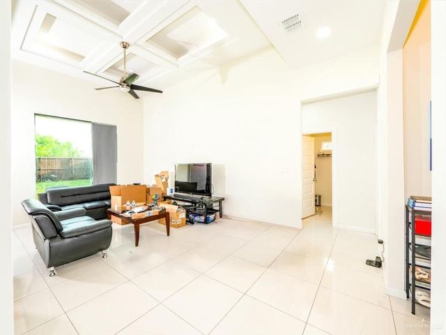1410 E Encino Avenue, Pharr, TX 78577