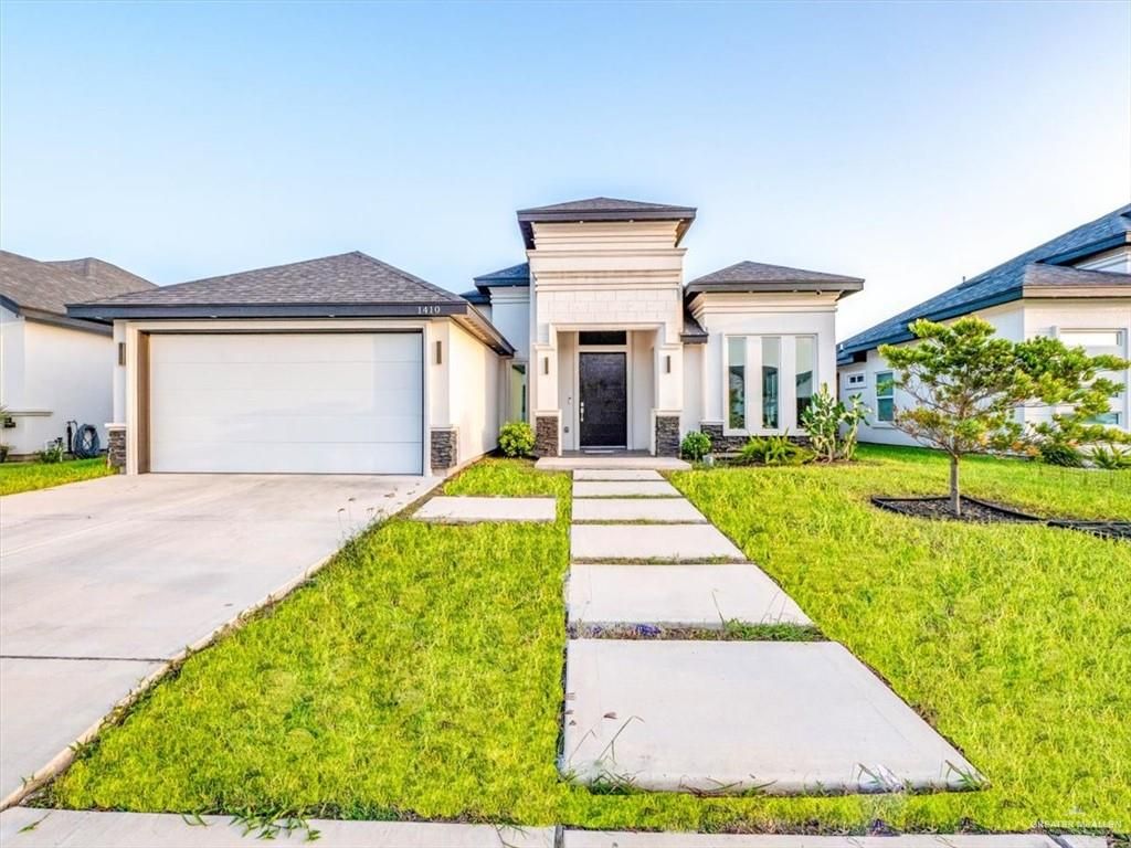 1410 E Encino Avenue, Pharr, TX 78577
