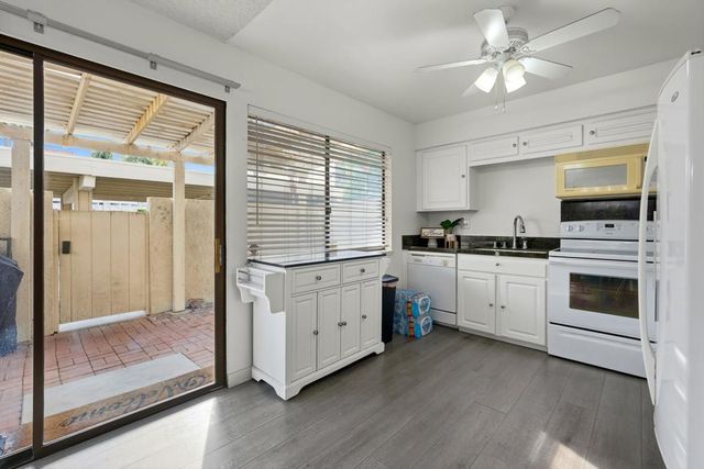 6087 Montecito 7, Palm Springs, CA 92264