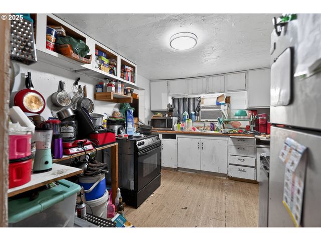 76362 WILLAMETTE Way, Oakridge, OR 97463