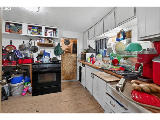 76362 WILLAMETTE Way, Oakridge, OR 97463