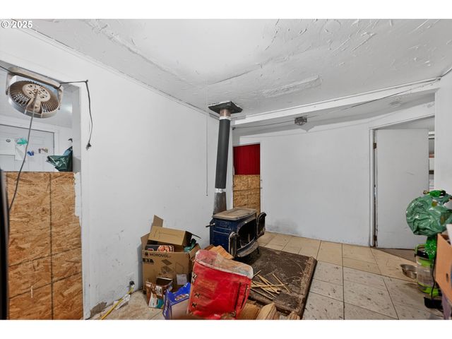 76362 WILLAMETTE Way, Oakridge, OR 97463