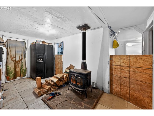 76362 WILLAMETTE Way, Oakridge, OR 97463