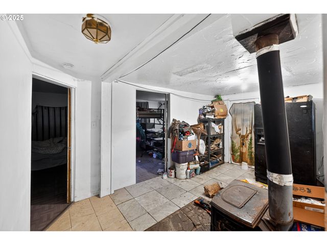 76362 WILLAMETTE Way, Oakridge, OR 97463