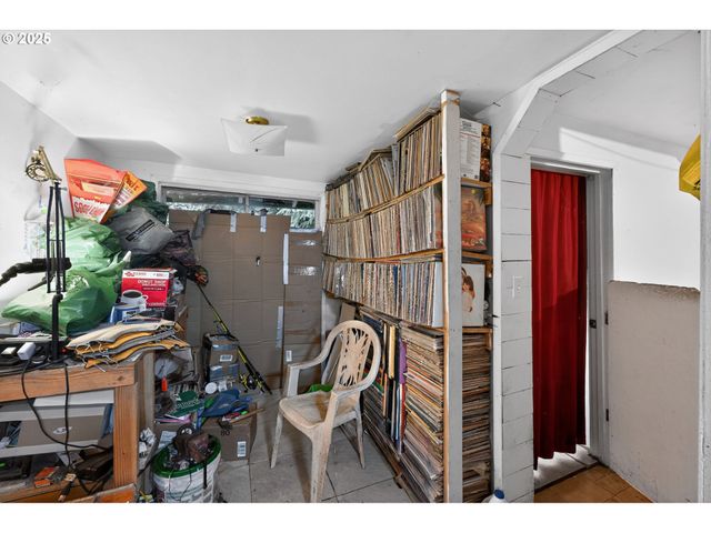 76362 WILLAMETTE Way, Oakridge, OR 97463