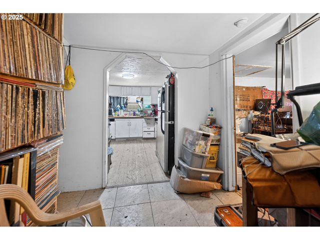 76362 WILLAMETTE Way, Oakridge, OR 97463