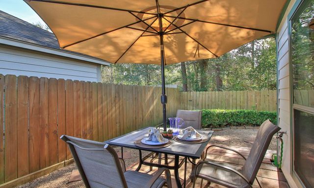 11123 Pembroke Ridge Drive, Houston, TX 77065