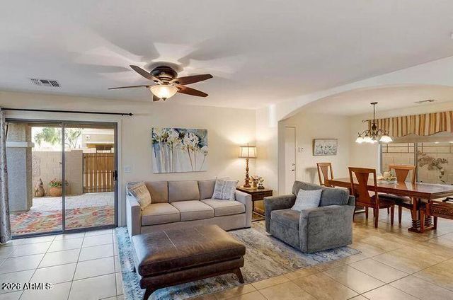 2449 E VERMONT Drive, Gilbert, AZ 85295