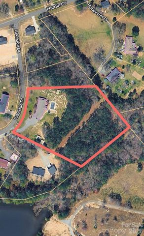 107 Lakeside Drive, Grover, NC 28073
