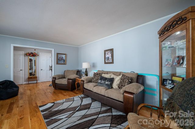 107 Lakeside Drive, Grover, NC 28073
