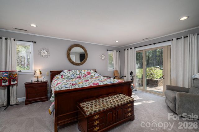 107 Lakeside Drive, Grover, NC 28073