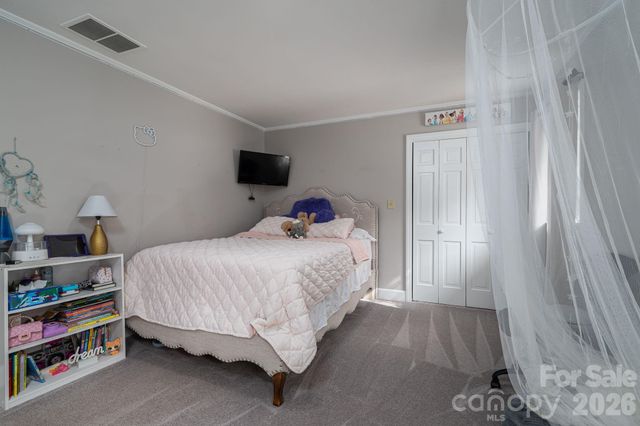 107 Lakeside Drive, Grover, NC 28073