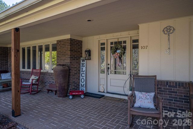 107 Lakeside Drive, Grover, NC 28073