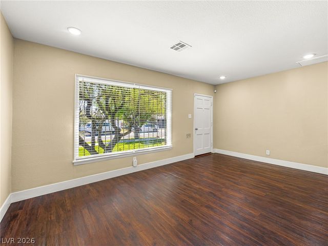 234 Earl Street, Las Vegas, NV 89101