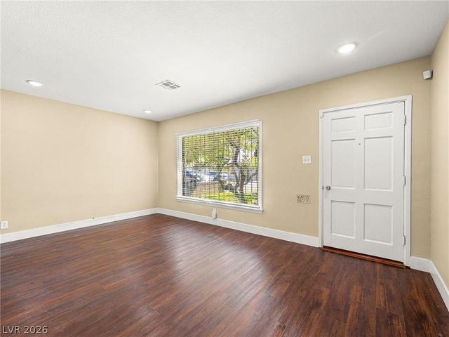 234 Earl Street, Las Vegas, NV 89101