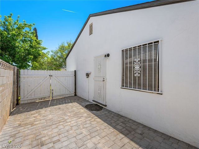 234 Earl Street, Las Vegas, NV 89101