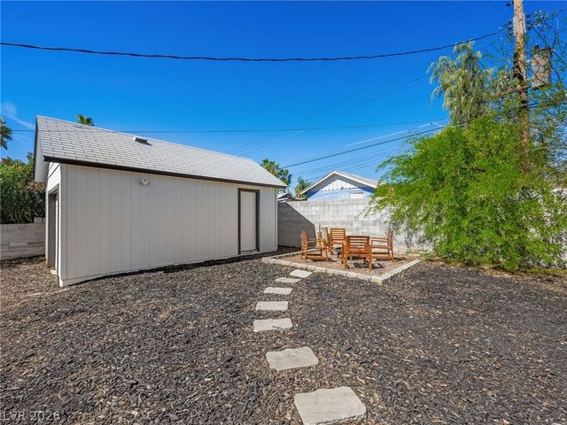 234 Earl Street, Las Vegas, NV 89101