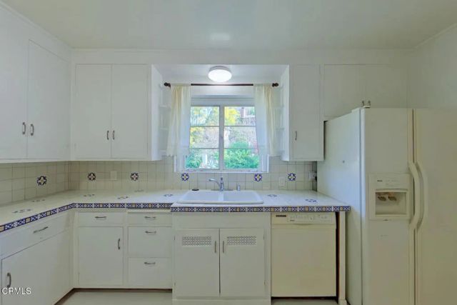 1462 Glengarry Road, Pasadena, CA 91105