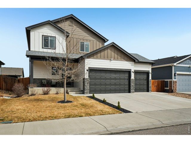 896 S Prairie Dr, Milliken, CO 80543