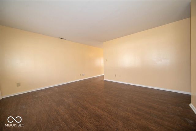 1994 Churchill Road, Franklin, IN 46131