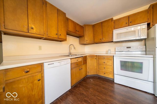 1994 Churchill Road, Franklin, IN 46131