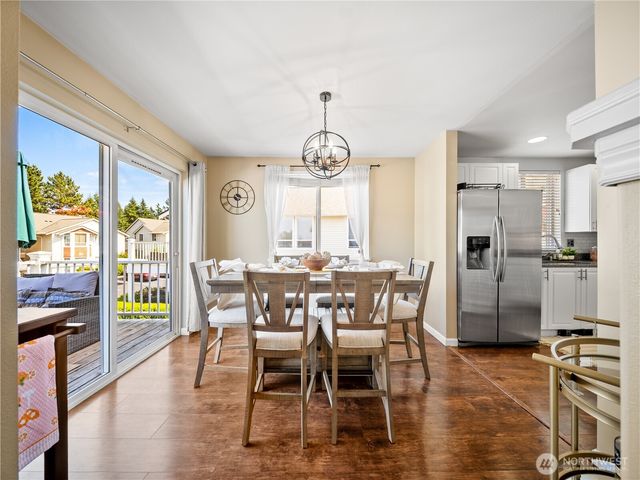 800 96th Avenue NE #H202, Lake Stevens, WA 98258