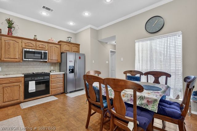 7215 Red Pine Drive, Fort Smith, AR 72916