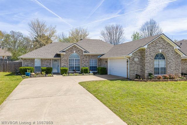 7215 Red Pine Drive, Fort Smith, AR 72916