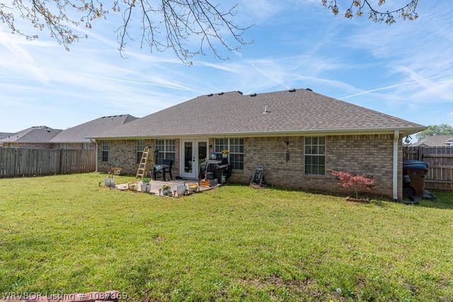 7215 Red Pine Drive, Fort Smith, AR 72916