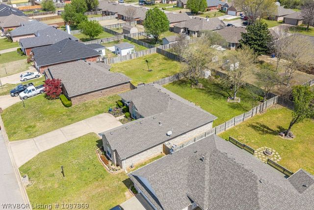 7215 Red Pine Drive, Fort Smith, AR 72916