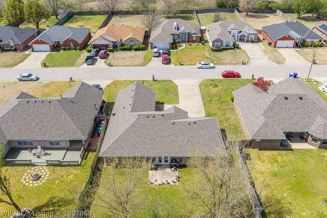 7215 Red Pine Drive, Fort Smith, AR 72916