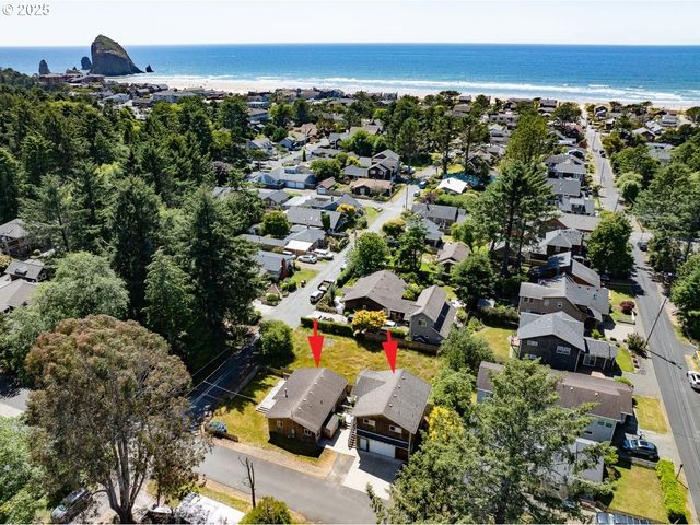 296 E JACKSON St, Cannon Beach, OR 97110