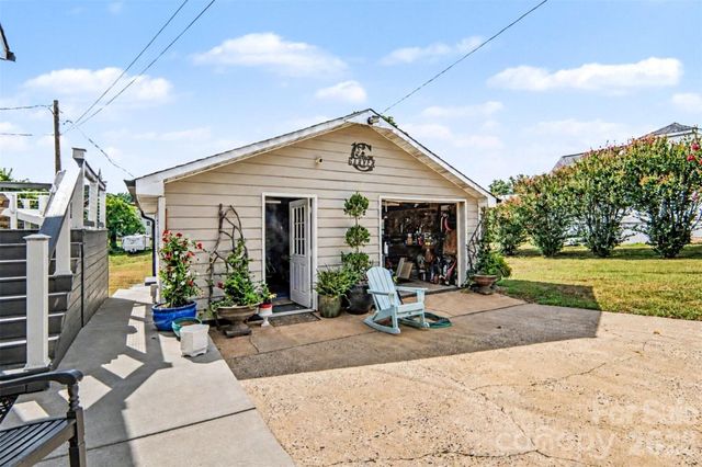 217 Cline Street, Lawndale, NC 28090