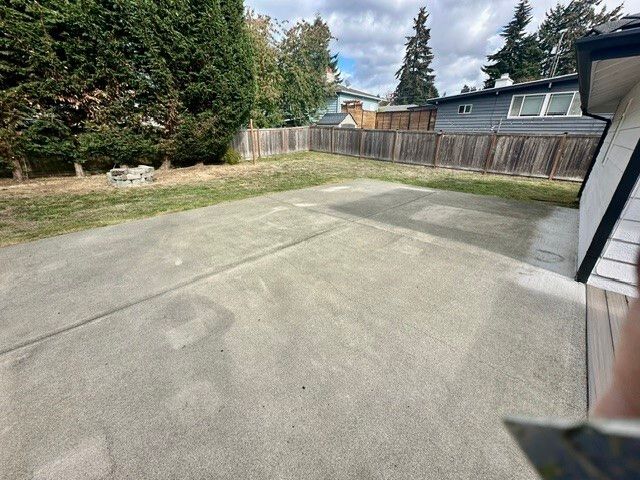 426 S 193rd Street, Des Moines, WA 98148