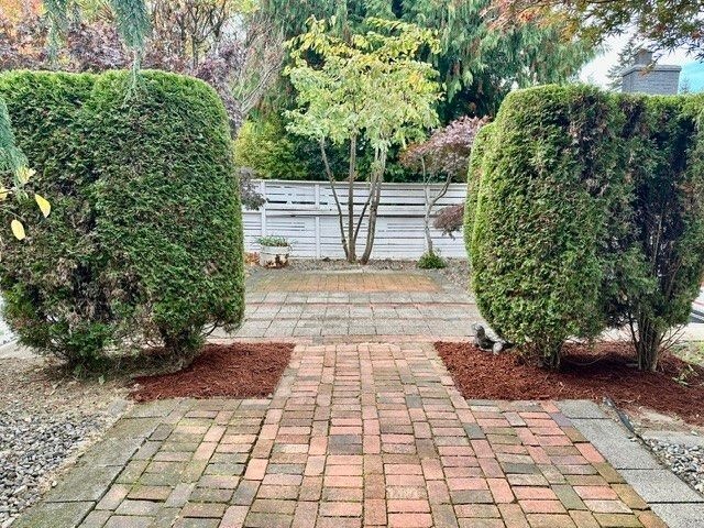 426 S 193rd Street, Des Moines, WA 98148