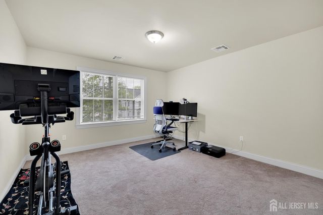 11 Goodrich Street, Iselin, NJ 08830
