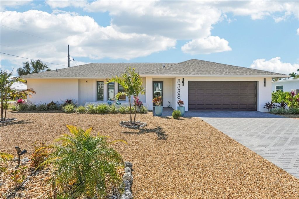 8338 Lagoon RD, Fort Myers Beach, FL 33931