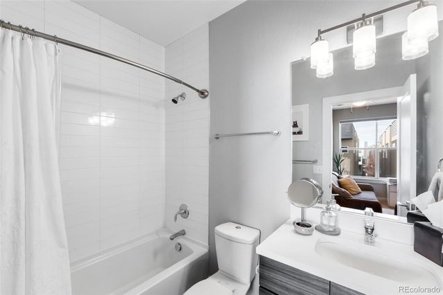 3528 W 17th Avenue, Denver, CO 80204